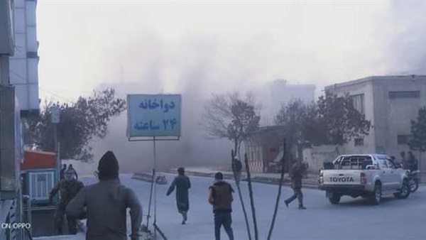 قتلى وجرحى في انفجار يستهدف سيارة برلماني أفغاني