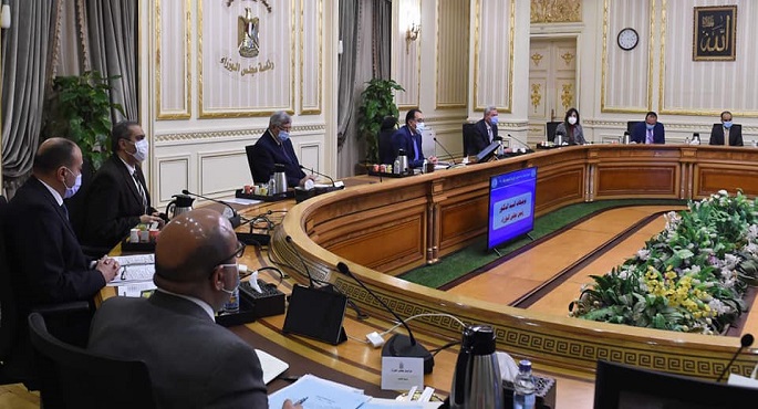 بالصور.. لجنة إدارة ازمة كورونا: الغاء الاحتفالات بمناسبة رأس السنة وغرامة فورية 50 جنيها لكل من لا يرتدى الكمامة