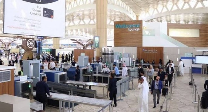 السعودية تسمح بمغادرة غير السعوديين للمملكة