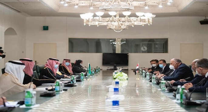 بالصور .. مصر والسعودية يؤكدان على رفض التدخلات الإقليمية فى الشئون الداخلية للدول العربية وعلى ضمان حرية الملاحة فى الخليج العربى
