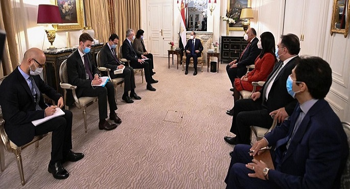 بالصور .. الرئيس السيسي يستقبل وزير الاقتصاد والمالية الفرنسي في رابع أيام زيارته لباريس
