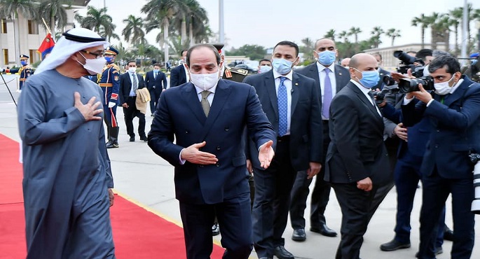 بالصور.. الرئيس السيسي يودع محمد بن زايد بعد مباحثاتهما بقصر الاتحادية