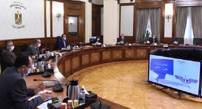 رئيس الوزراء يستعرض ملفات عمل وزارة الطيران المدني خلال 2020