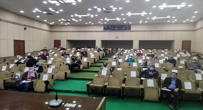 فى تقرير استعرضه رئيس الوزراء .. تدريب أكثر من 18 ألف موظف مرشح للانتقال للعاصمة الإدارية وتقييم عدد آخر