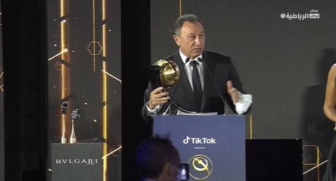 بالفيديو والصور .. الأهلي يتوج بجائزة الأكثر تتوجياً بالالقاب فى الشرق الاوسط من جلوب سوكر