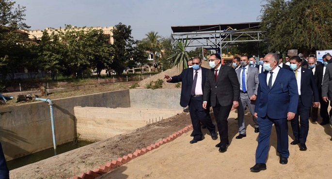 بالصور..رئيس الوزراء يتفقد مشروعات المركز القومى لبحوث المياه بالقناطر الخيرية