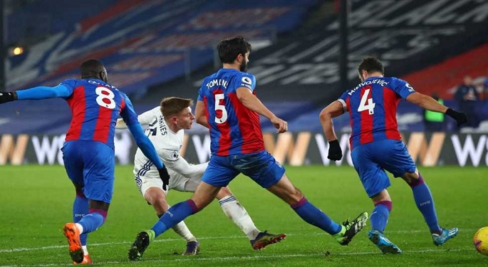 ليستر سيتي يسقط في فخ التعادل مع كريستال بالاس بالدوري الإنجليزي