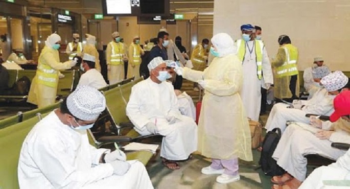 سلطنة عمان تبدأ غدا حملة للتطعيم بلقاح “فايزر” المضاد لكورونا