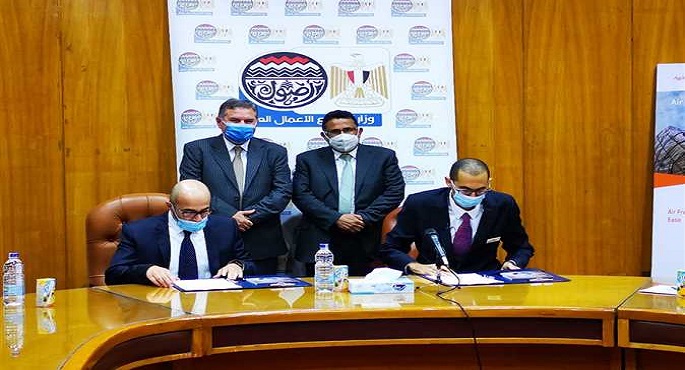 وزير قطاع الأعمال يشهد توقيع عقد إدارة وتشغيل مشروع جسور لتوفير خدمات التجارة الخارجية