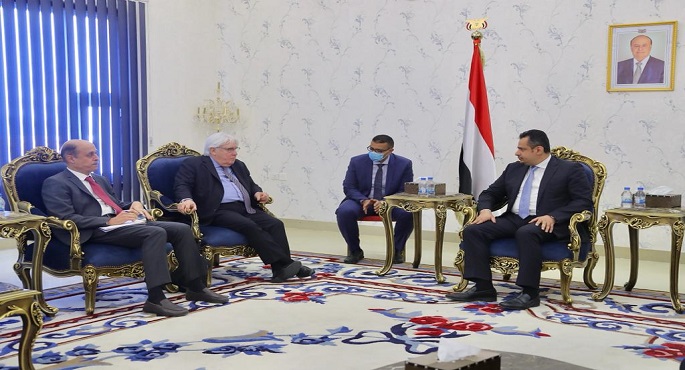 خلال لقائه جريفيث.. عبد الملك: التهاون الدولي يشجع الحوثي على التمادي في جرائمه واستهداف المدنيين والملاحة الدولية