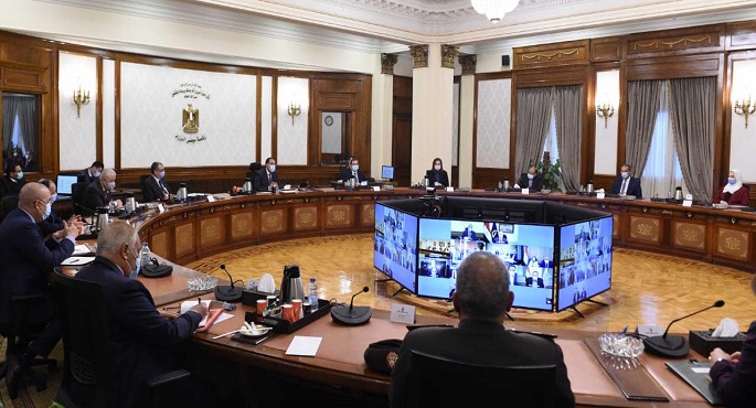 بالصور.. رئيس الوزراء يترأس اجتماع اللجنة الرئيسية لمشروع تطوير القرى المصرية