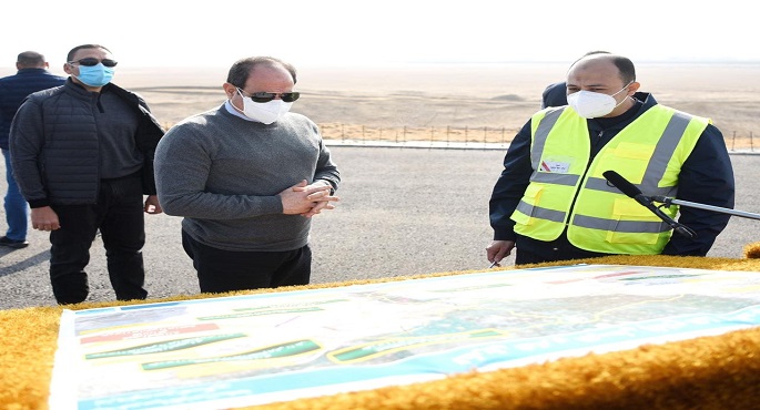 بالصور.. الرئيس السيسي يتفقد الطريق الدائري الأوسطى ومحاور المطرية وروض الفرج ومحمد نجيب والضبعة