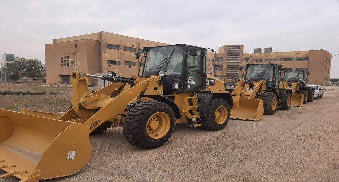 بالصور .. وزير التنمية المحلية يعلن تسليم معدات منظومة المخلفات الصلبة لعدد من المحافظات  ﻿