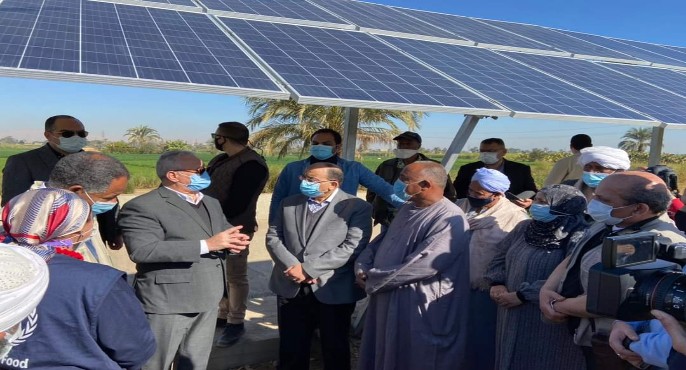 بالصور .. وزير التنمية المحلية ومحافظ الأقصر يزوران قرية البغدادي لتفقد مشروعات برنامج الأغذية العالمي  ﻿