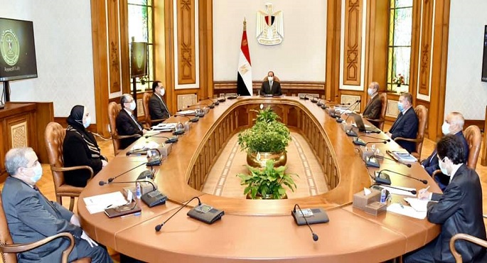 الرئيس السيسي يوجه بتوفير كافة عوامل نجاح المشروع القومي لتصنيع السيارات الكهربائية بمصر