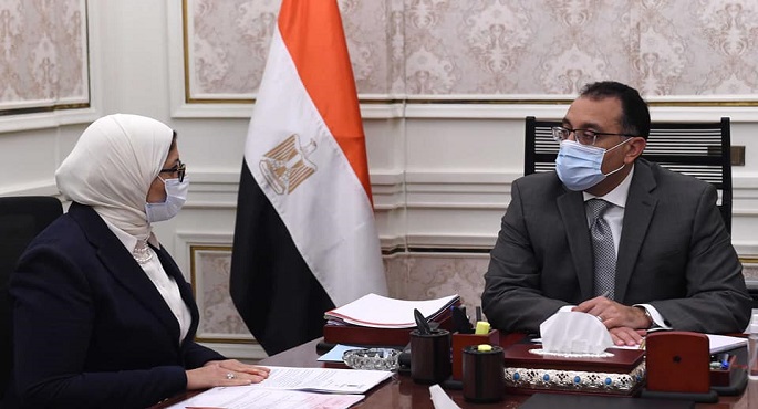 بالفيديو والصور.. في لقائه مع وزيرة الصحة.. مدبولي يستعرض تقريرين بشأن مستشفيي زفتى بالغربية والحسينية المركزي بالشرقية