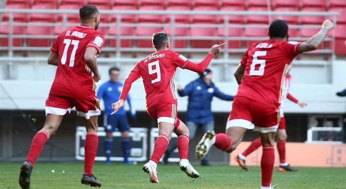 كوكا يقود أولمبياكوس للفوز على جيانينا في الدوري اليوناني