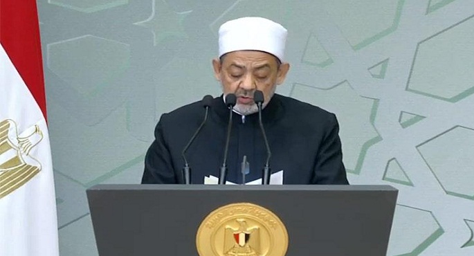 الإمام الأكبر يستقبل العام الجديد بدعاء رفع البلاء والوباء وتجنب الحروب والصراعات