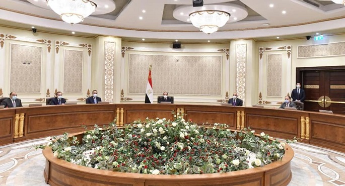 بالصور .. الرئيس السيسي يبحث مع ممثلي كبرى الشركات العالمية التعاون لإحلال وتحويل المركبات لاستخدام الغاز الطبيعي