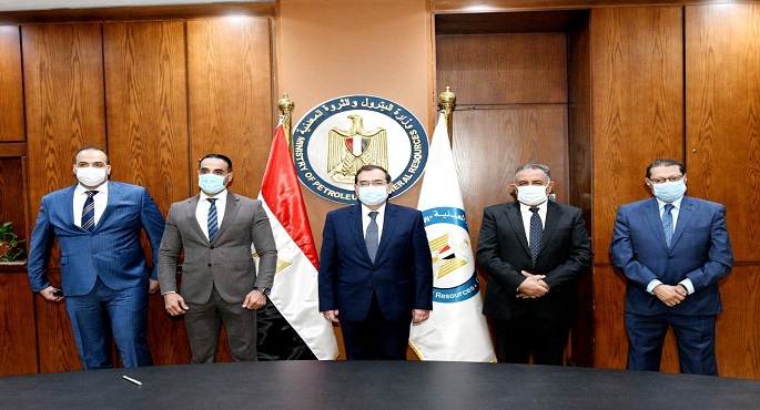 البترول: توقيع 5 عقود للتنقيب عن الذهب باستثمارات 13 مليون دولار