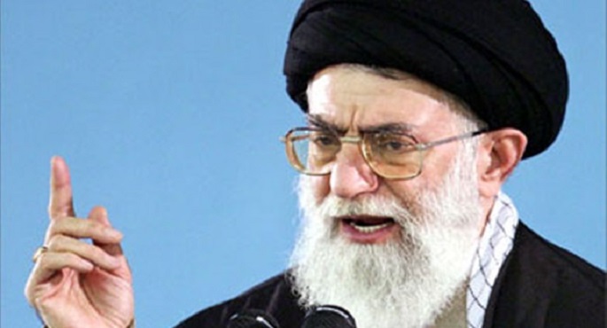 المرشد الإيراني يتوعد أمريكا ويتحدث عن “حادث غير عادي سيذكره التاريخ”