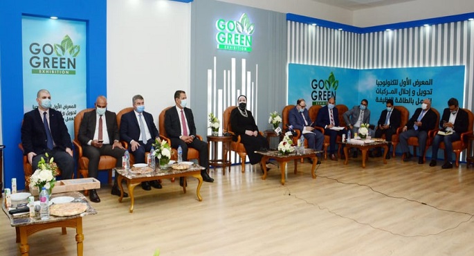 بالصور.. وزيرة التجارة والصناعة تعقد مؤتمر صحفي لعرض أهم نتائج المعرض الأول لتكنولوجيا تحويل وإحلال المركبات للعمل بالطاقة النظيفة