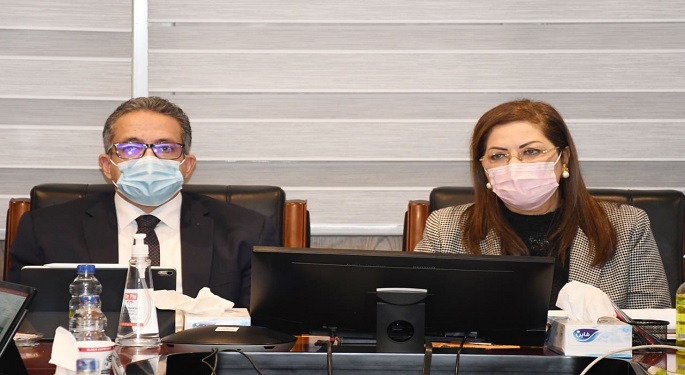 وزيرا التخطيط والسياحة يبحثان عددا من الملفات المشتركة وتفعيل وحدة الحسابات الفرعية بـ”السياحة والآثار”