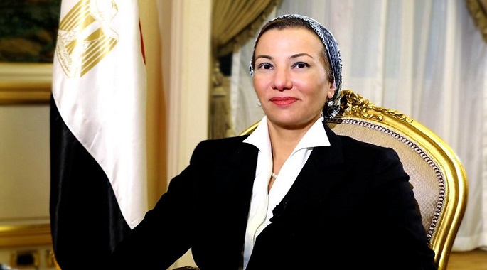 وزيرة البيئة تستعرض جهود تطوير الأداء البيئي في مجال ادارة المخلفات خلال عامين