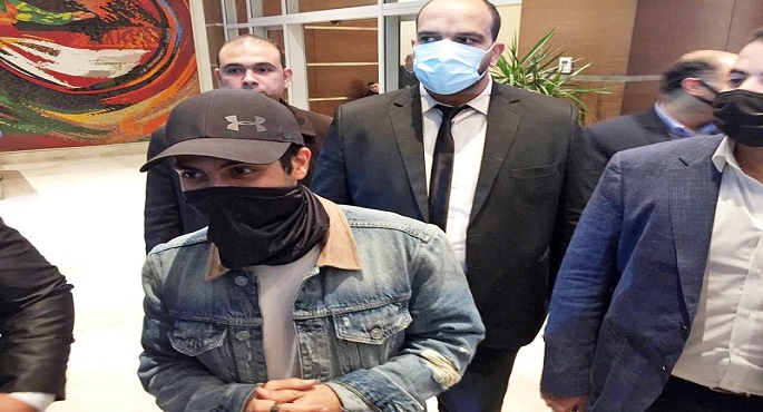 النجم العالمى مينا مسعود يصل القاهرة لتصوير فيلمه الجديد