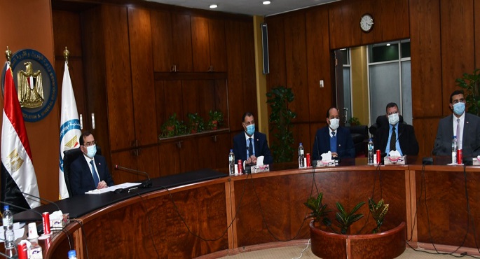 بالصور.. وزير البترول: إطلاق مزايدة عالمية للتنقيب عن البترول والغاز في 24 منطقة