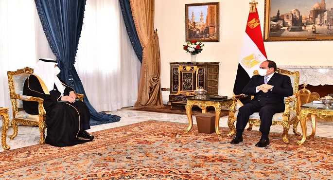 بالصور.. السيسي يتلقى رسالة من خادم الحرمين الشريفين تتناول قضايا التعاون الثنائي والاستراتيجى بين مصر والسعودية