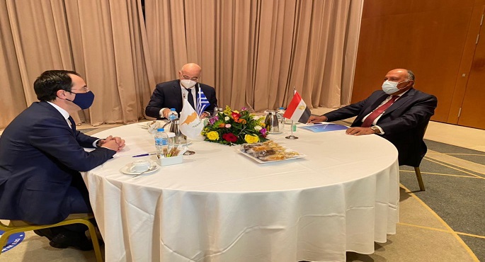 مصر وقبرص واليونان تطالب بالاحترام الكامل للسيادة والحقوق السيادية للدول بمناطقها البحرية شرق المتوسط