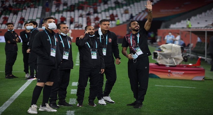 حسين الشحات وبواليا يقودان هجوم الأهلي أمام الدحيل