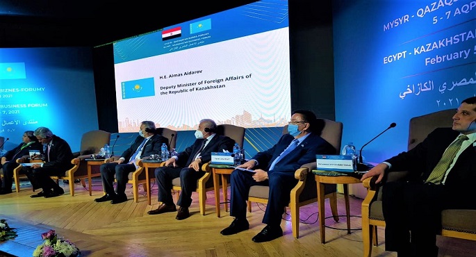 وزيرة الصناعة: فرص كبيرة لتنمية التعاون الاقتصادي بين مصر وكازاخستان خلال المرحلة المقبلة