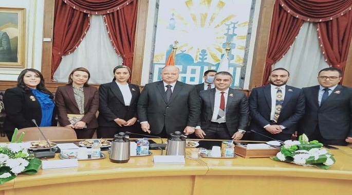 بالصور .. محافظ القاهرة يلتقي بأعضاء مجلس النواب من تنسيقية شباب الأحزاب والسياسيين