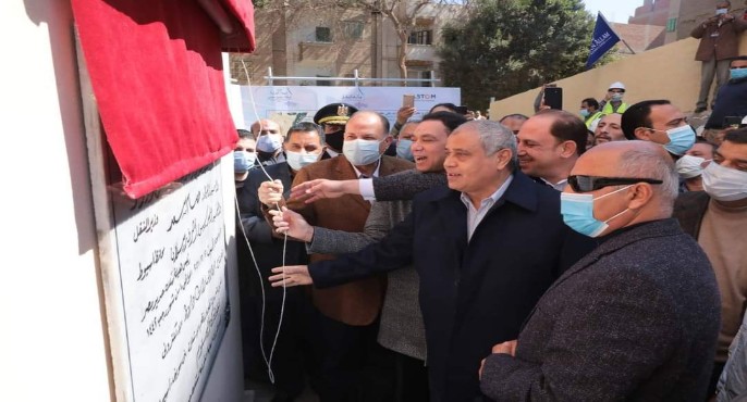 بالصور .. وزير النقل يشهد افتتاح ودخول برج إشارات ديروط  الخدمة