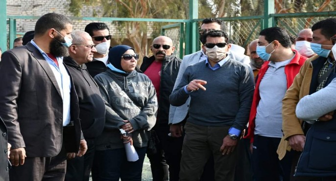 بالصور .. وزير الرياضة: 10 آلاف جنية لكل مركز شباب بالواحات البحرية ﻿