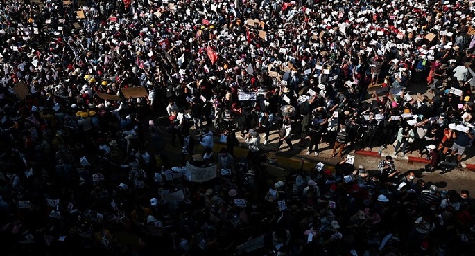 مبعوثة أممية تحذر من حرب أهلية في ميانمار