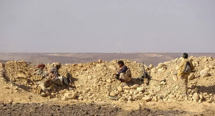 الجيش اليمني يعثر على حطام صاروخ إيراني الصنع جنوب مأرب