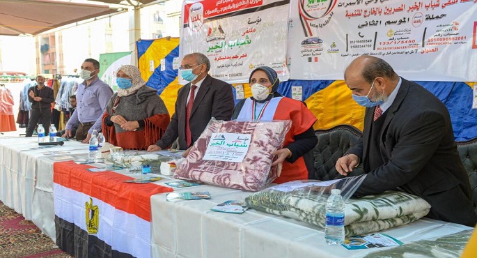 بالصور.. وزيرة الهجرة تشكر مؤسسة ملتقى شباب الخير للمصريين بالكويت لدعمهم حي الأسمرات
