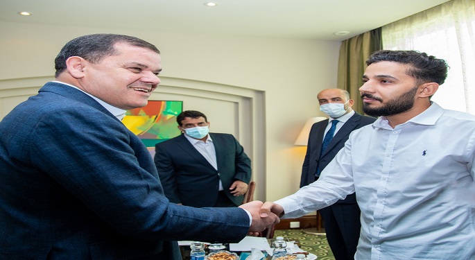 رئيس الحكومة الليبية الجديد يشدد على وجوب احترام حرية الصحافة وحقوق الصحفيين