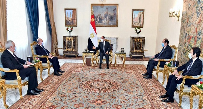 بالصور .. الرئيس السيسي يتسلم رسالة من نظيره العراقي خلال استقباله وزير الخارجية فؤاد حسين