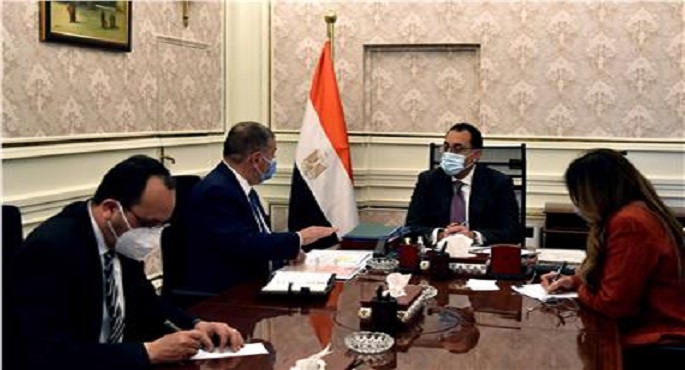 رئيس الوزراء يتابع جهود تطوير شركات وزارة قطاع الأعمال العام