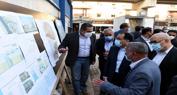 بالصور.. رئيس الوزراء يتفقد مشروع تطوير منطقة مثلث ماسبيرو