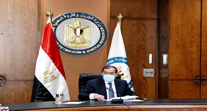 البترول: توصيل الغاز الطبيعي إلى 300 ألف وحدة سكنية ضمن مبادرة حياة كريمة
