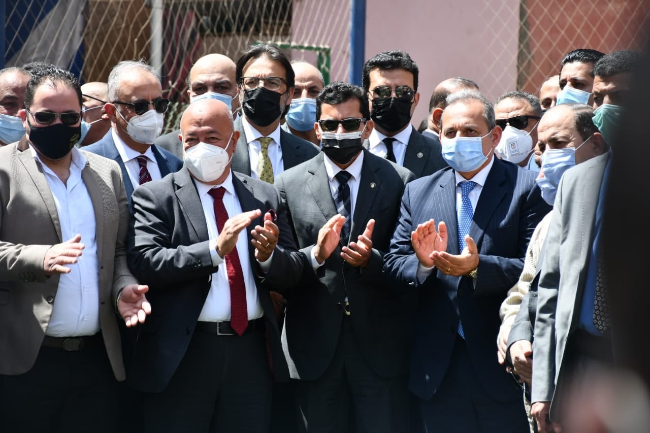 بالصور.. خلال زيارته لأسيوط.. وزير الرياضة: جارى تطوير عدد من المنشآت بمحافظات الصعيد لتهيئة الأجواء للنشء والشباب