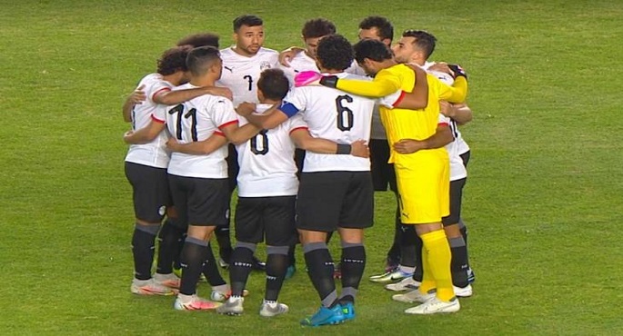 منتخب مصر يحسم تأهله لكأس الأمم الإفريقية بتعادله مع كينيا 1-1