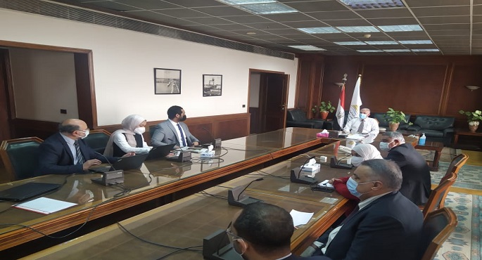 بالصور.. وزير الري يستعرض تطبيقات الري الذكي المنفذة في مصر