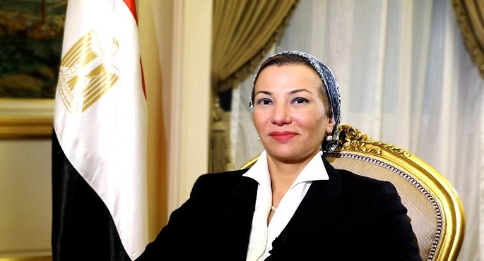 بالصور.. وزيرة البيئة تتابع الموقف البيئي للصرف الصناعي لشركات البترول بجنوب سيناء