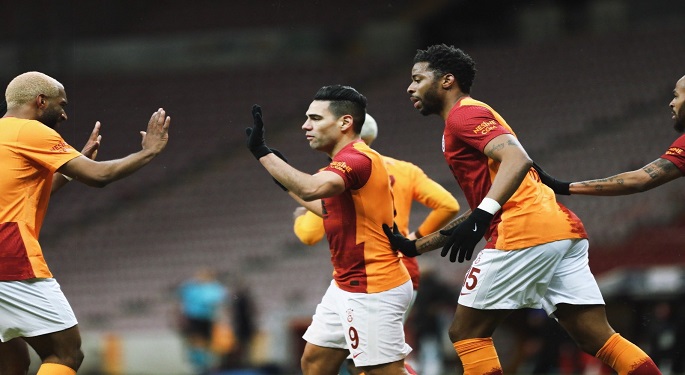 جالاتا سراي يتعادل مع سيفاس سبور في غياب مصطفى محمد بالدوري التركي